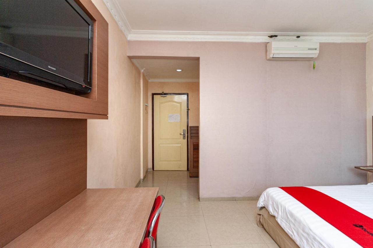 Reddoorz Premium At Hotel Ratu Residence Paalmerah Bagian luar foto