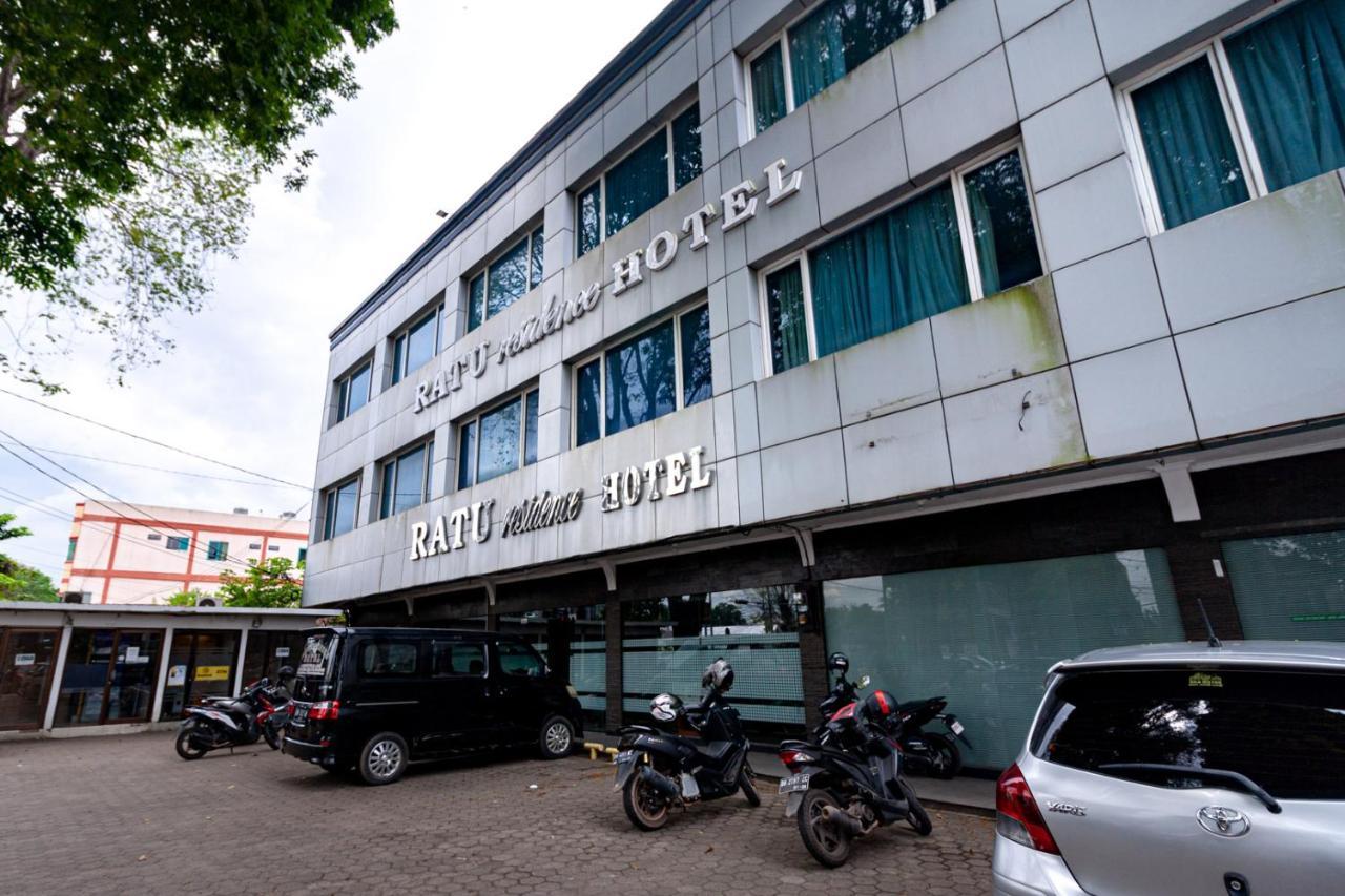 Reddoorz Premium At Hotel Ratu Residence Paalmerah Bagian luar foto